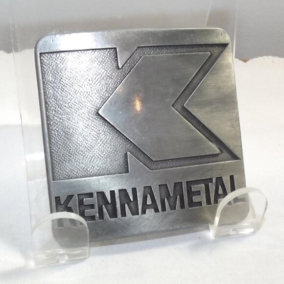 Distressed Vintage KENNAMETAL Industrial Materials Belt Buckle - Picture 3 of 7